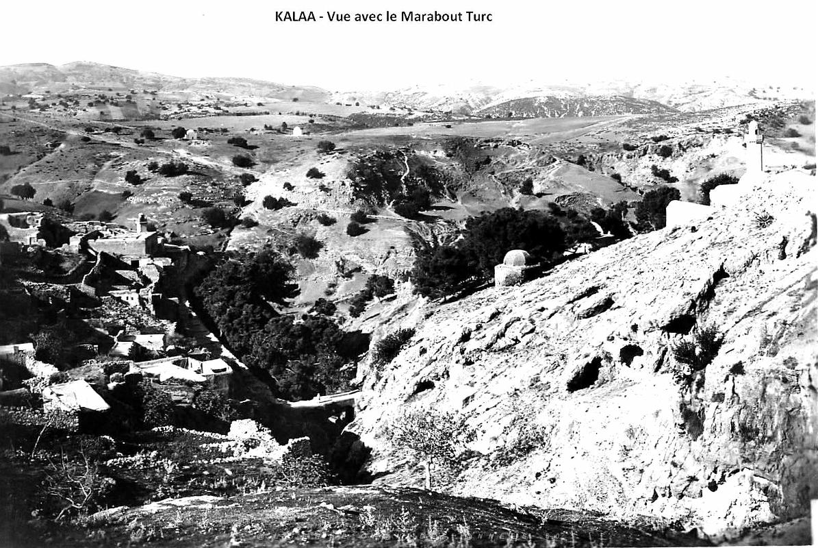 Kalaa - Pres de Relizane - Vue aerienne avec la Marabout Turc.jpg
